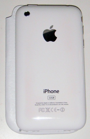 Reports of overheating and discoloration on the new white iPhone 3GS have 