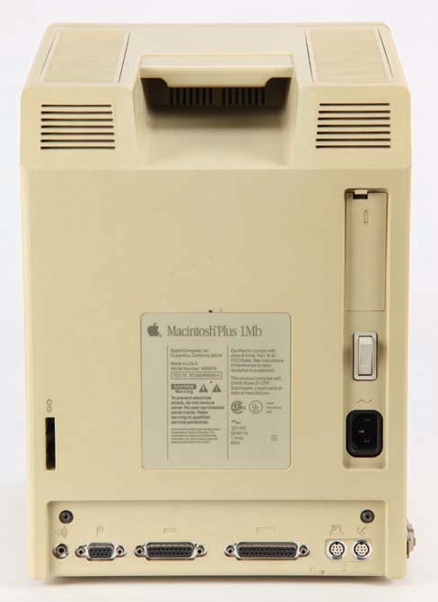 Macintosh Plus & SE セット Saying Goodbye: Macintosh SE and 512k/Plus – Garrett Fuller