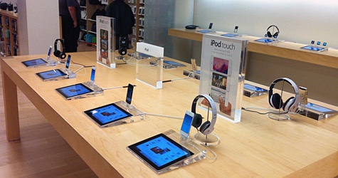 white black ipod touch apple retail store