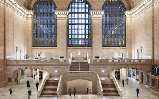 apple store grand central front view