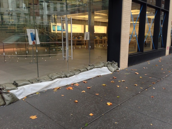 14th street store sandbags