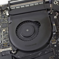 retina_macbook_pro_15_fan