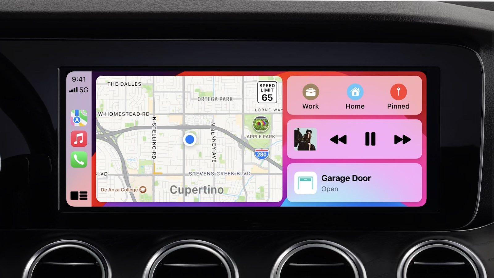 GM Again Attempts to Explain Its Decision to Drop CarPlay in New EVs