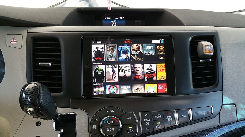 Toyota Sienna iPad