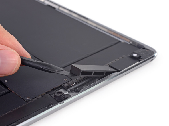 iFixit 10 5 inch ipad pro plastic blocks