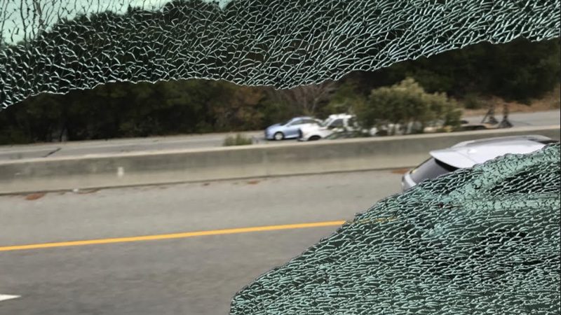 mashableapplebrokenwindow