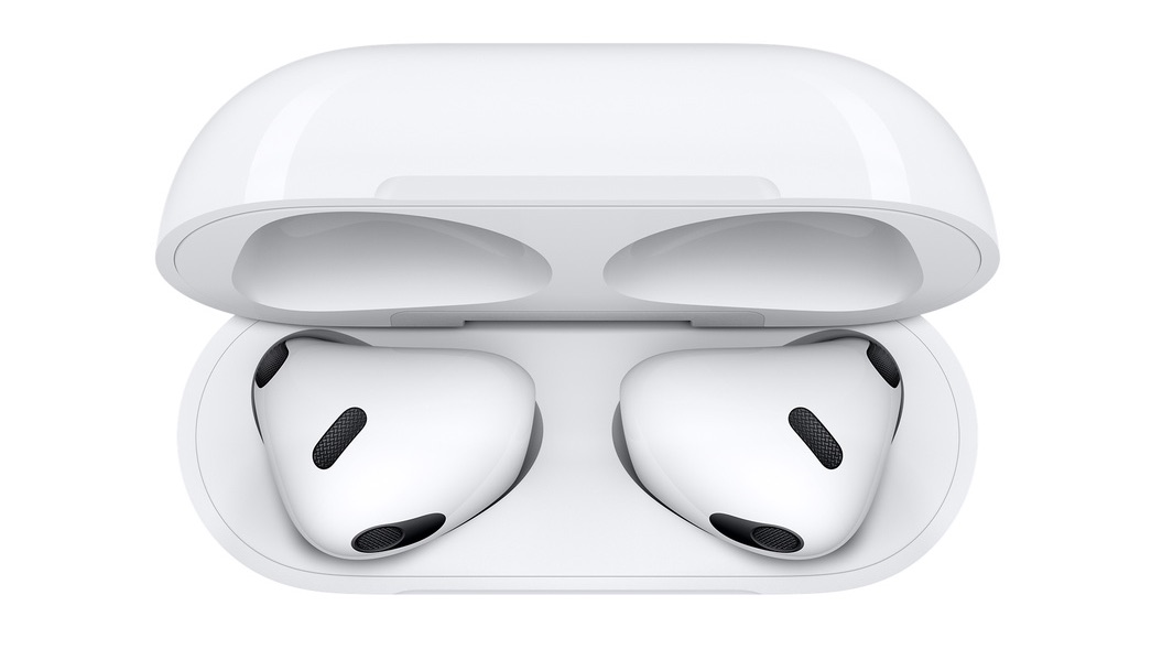 airpods 3 in case