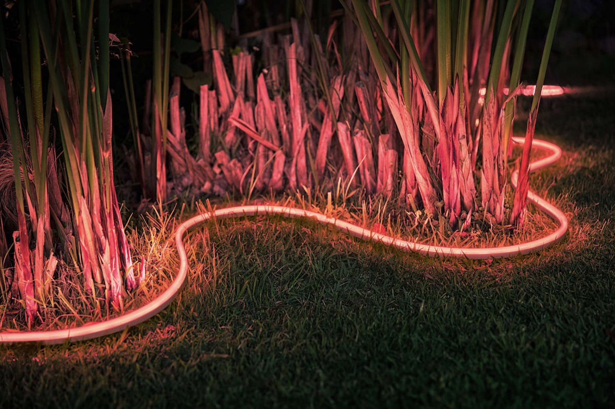 hue lightstrip outdoor