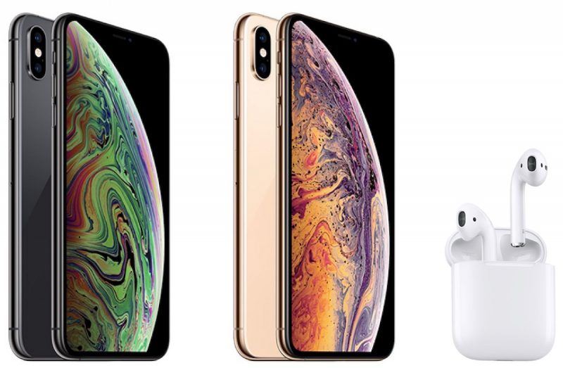 iphone xs and airpods