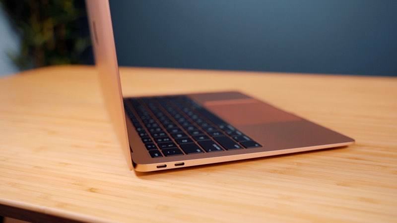 macbookairsideports