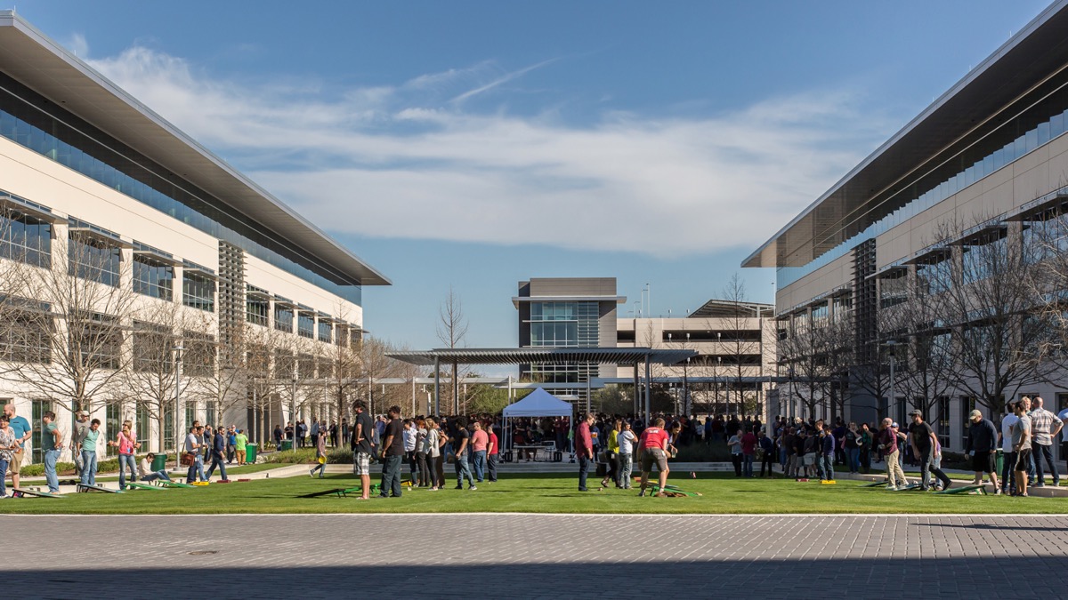 Apple build new campus in Austin and jobs in us outside Austin campus 12132018