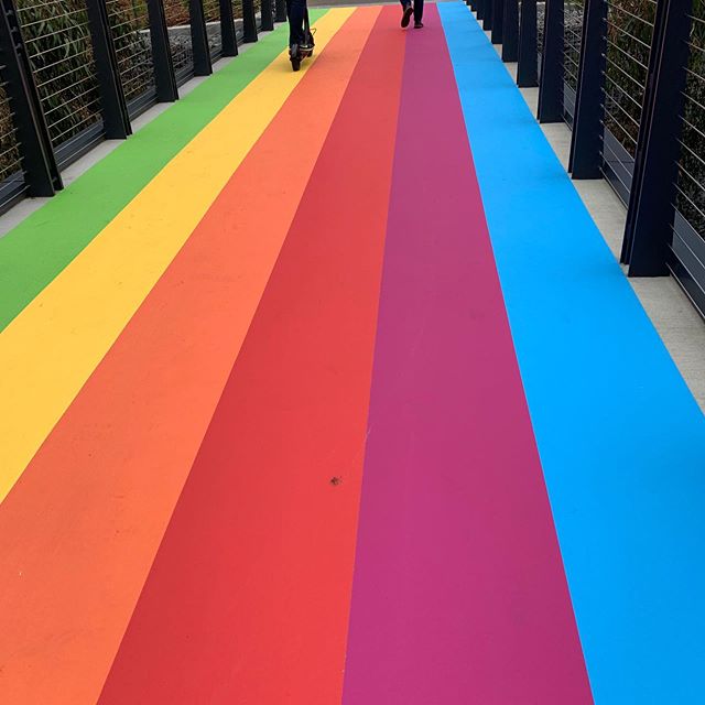 rainbow walkway apple