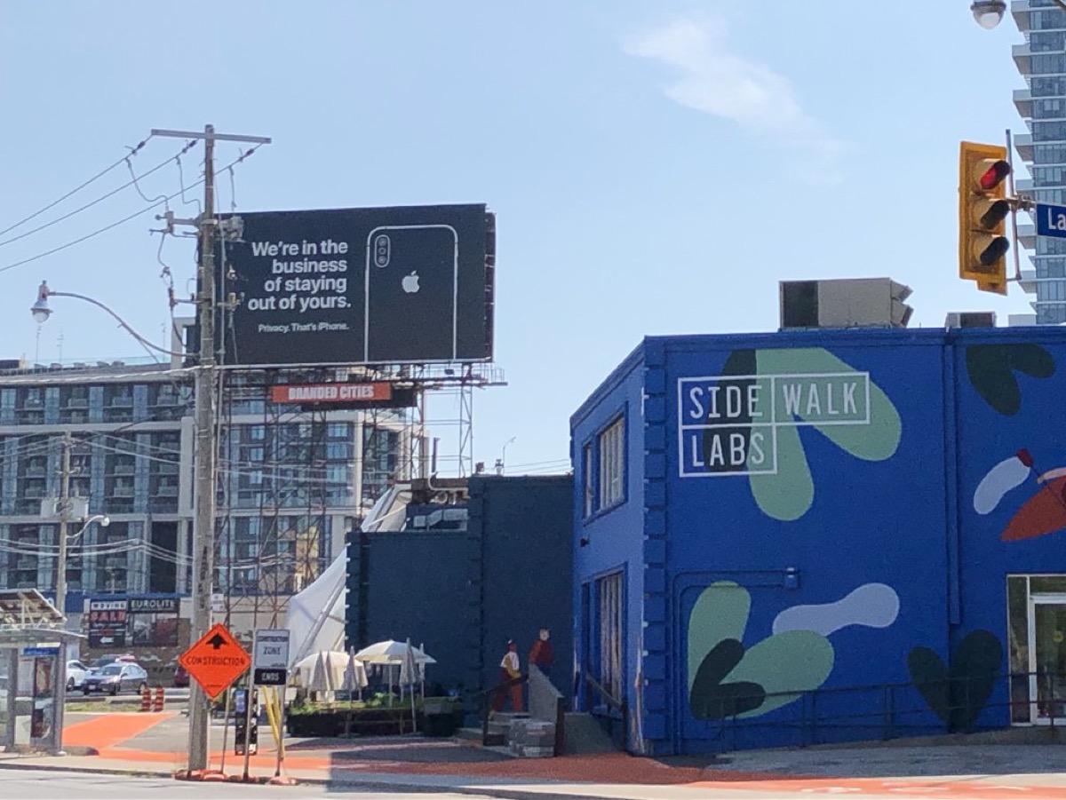 apple billboard privacy canada 2