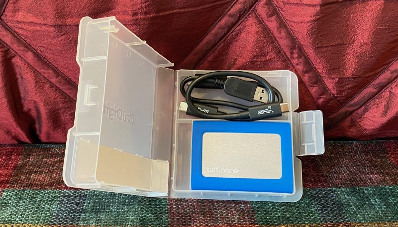 caldigit tuff nano box