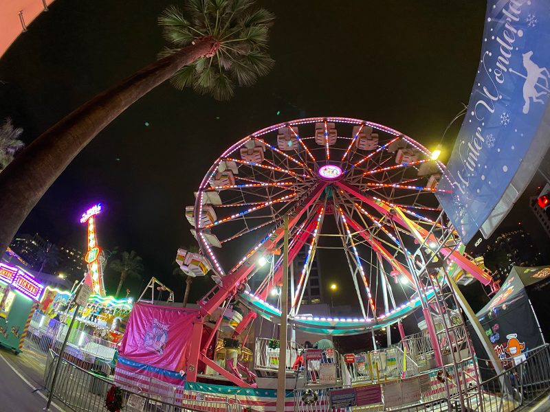 momentlensferriswheel