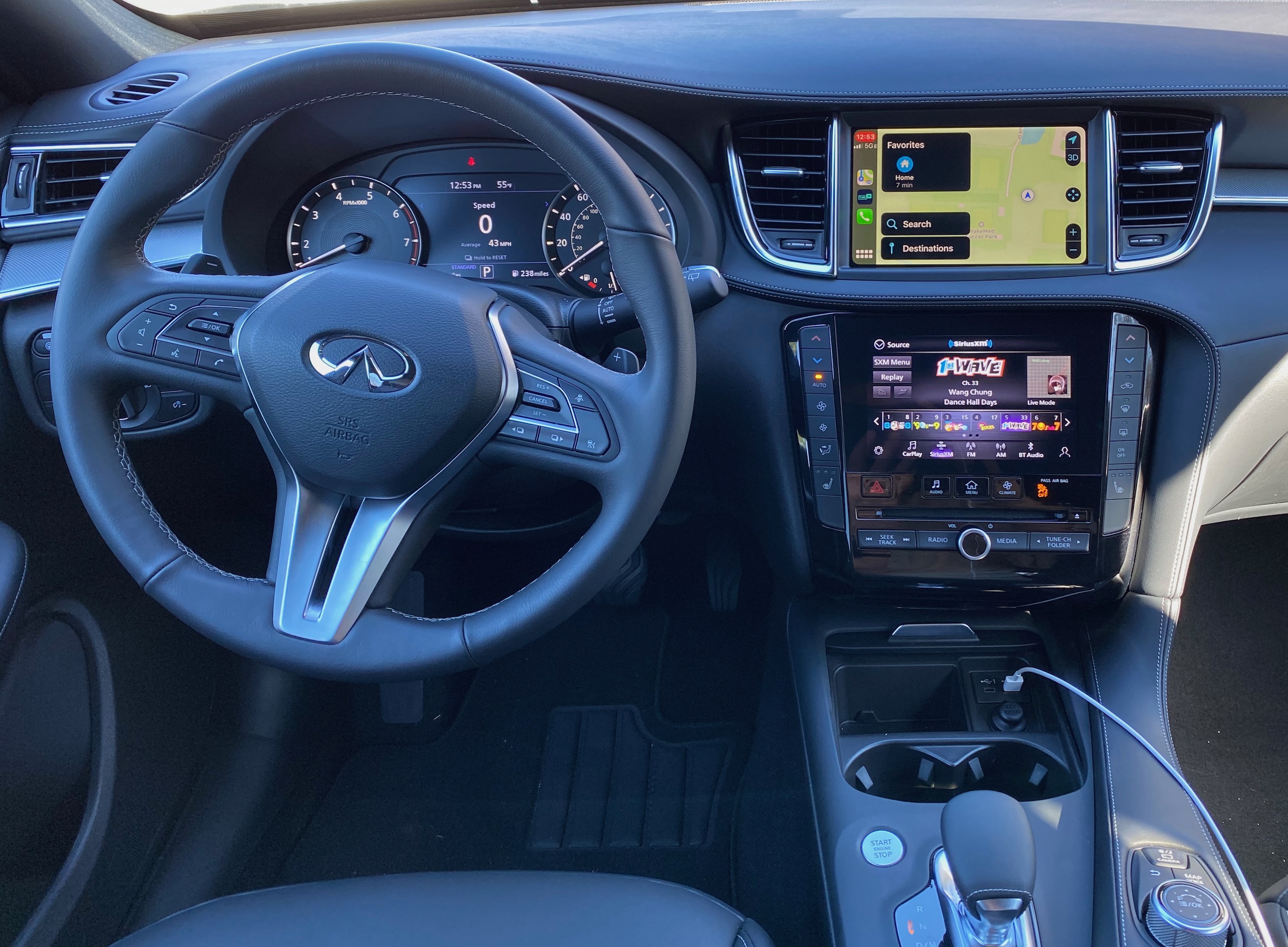 infiniti qx50 cockpit