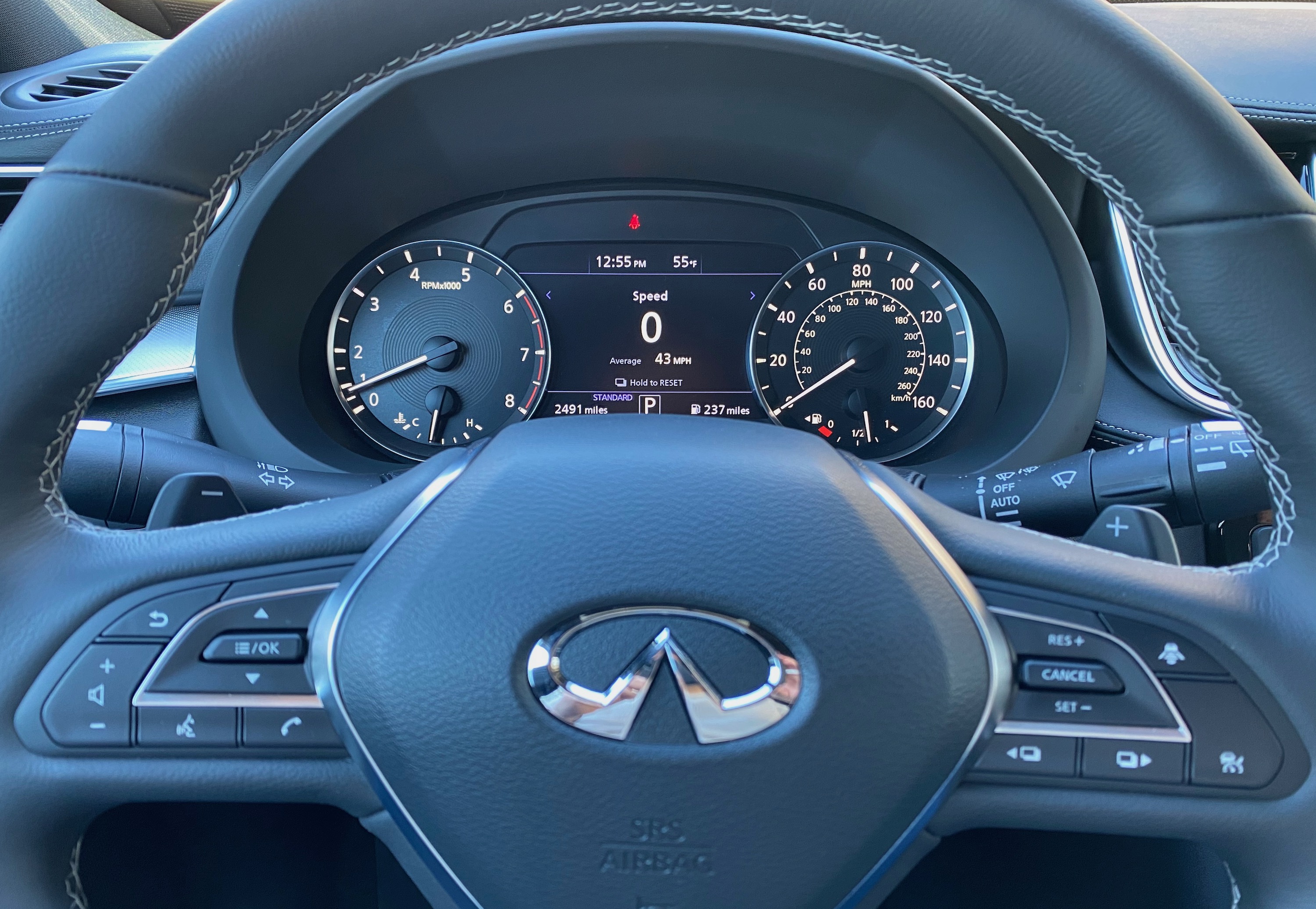 infiniti qx50 driver display