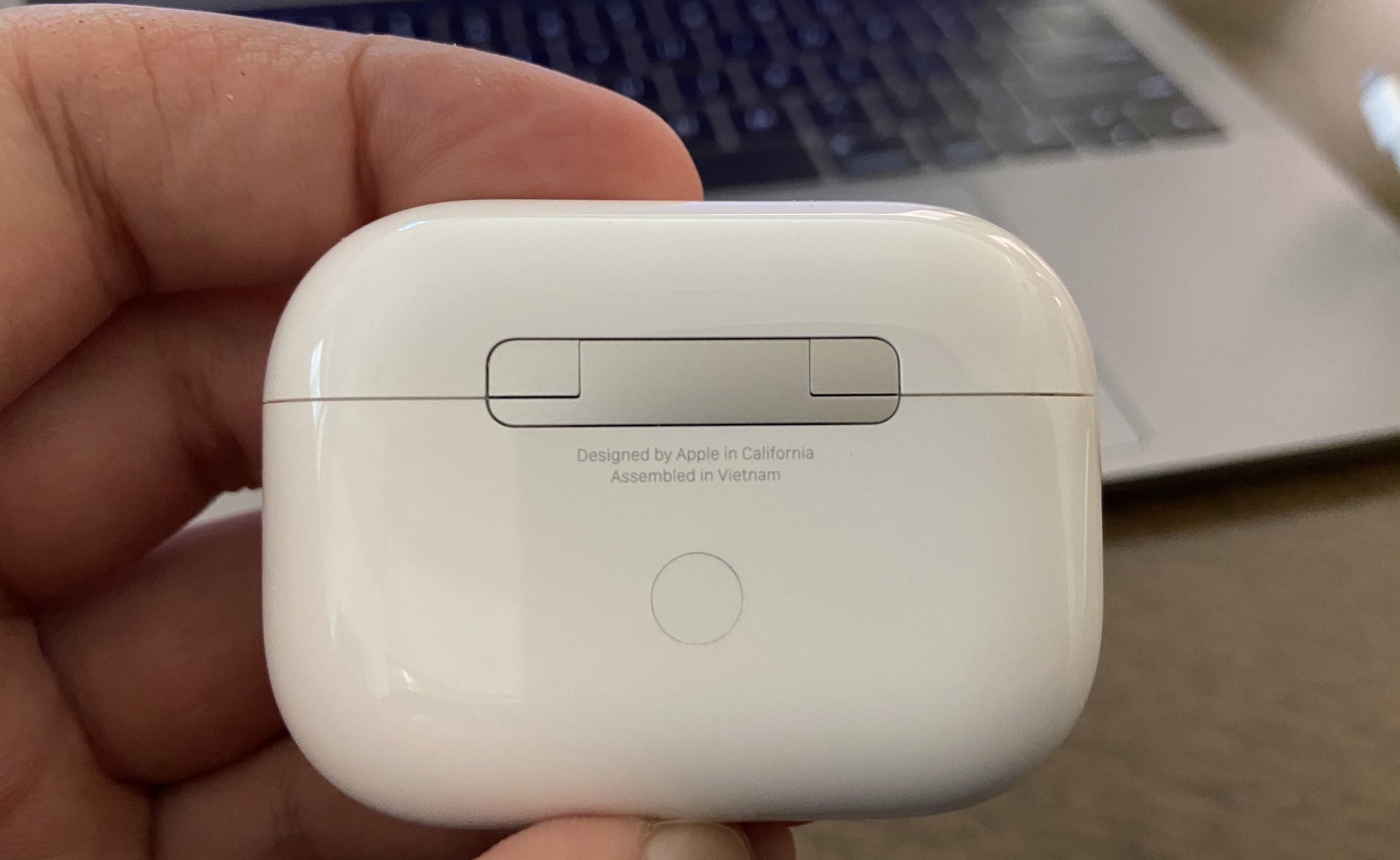 AirPods Pro Starting to Be Assembled in Vietnam - MacRumors