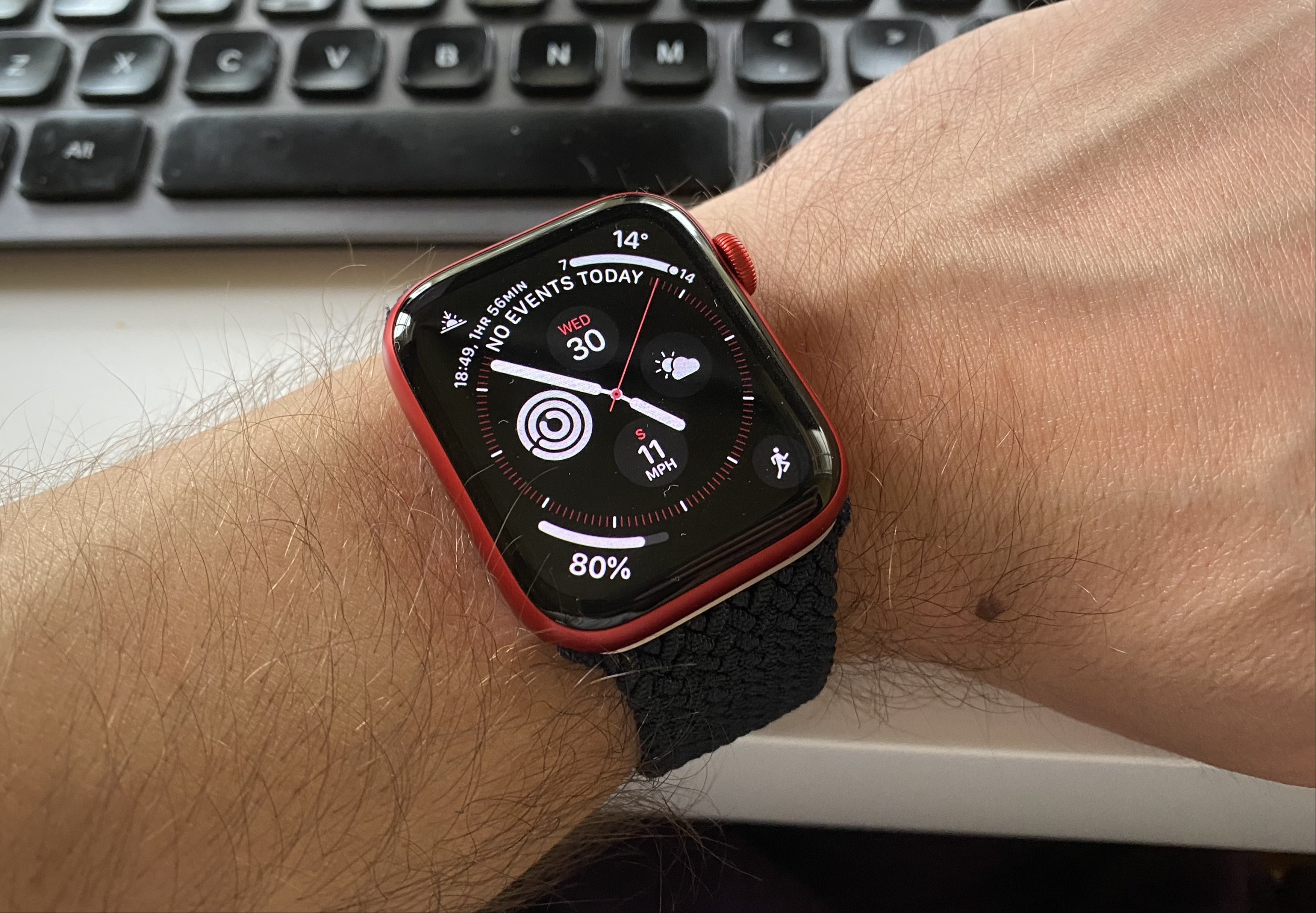 photo of watchOS 7: How to Share Apple Watch Faces image