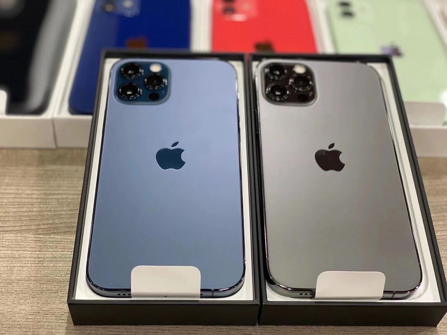 New Photos Offer Better Look At Iphone 12 Color Options Insta Market News