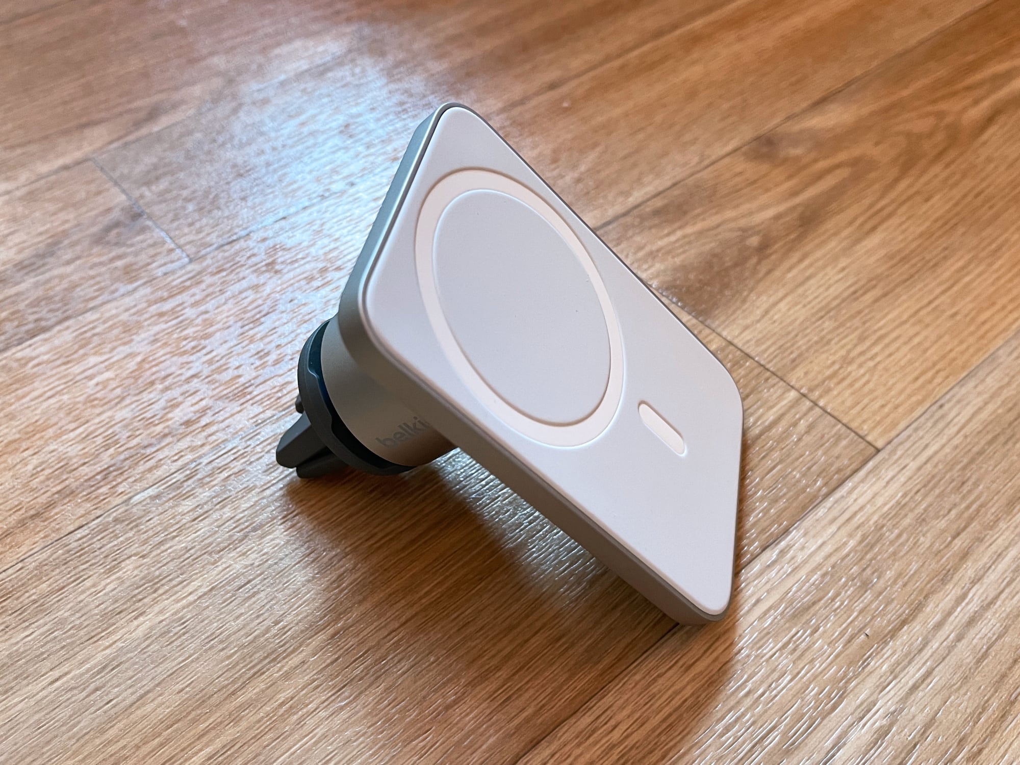 Review: Belkin's Car Vent Mount PRO Offers Easy MagSafe Mounting