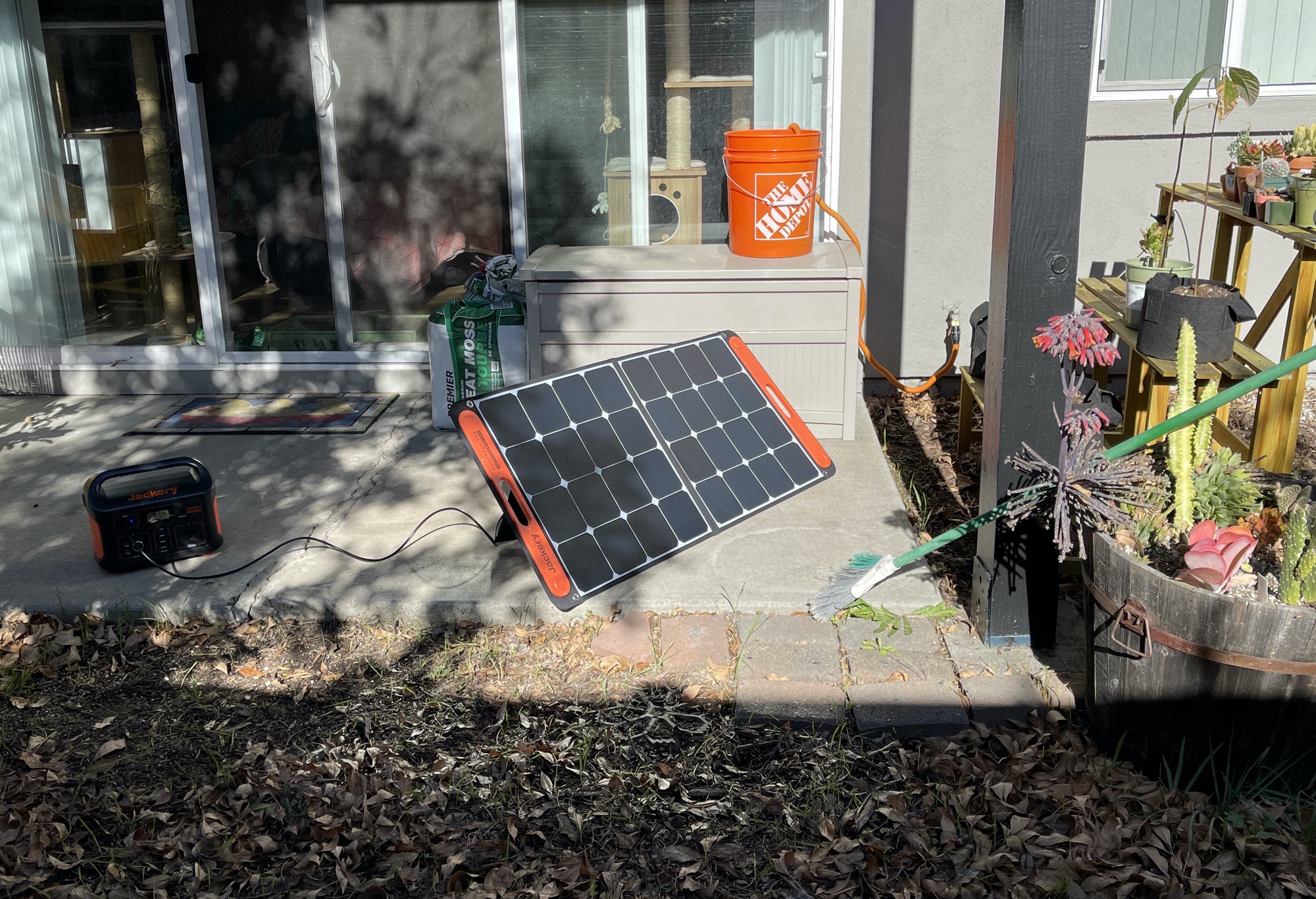 jackery solar panel 2