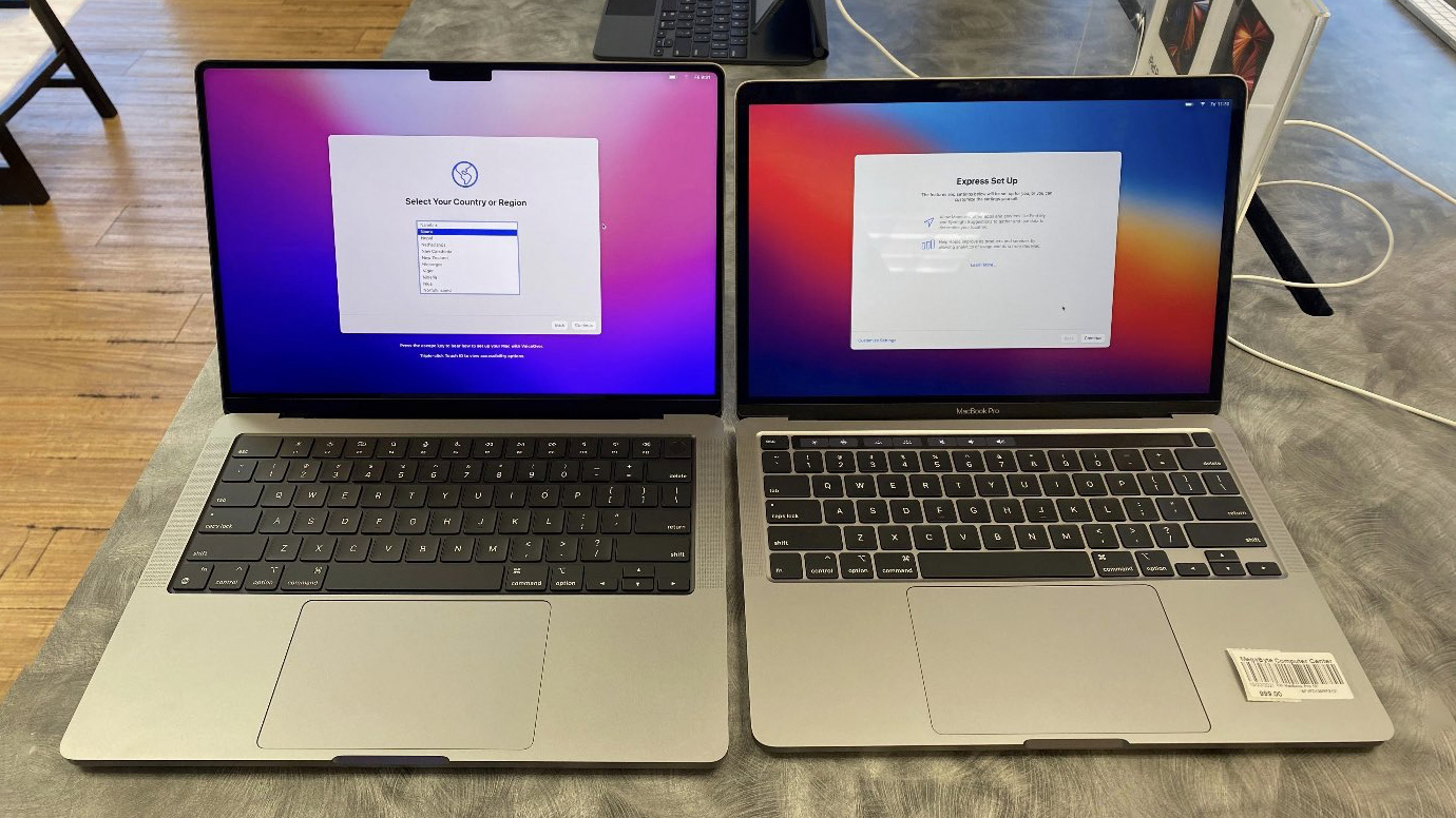 First Real-World Photos and Video of New MacBook Pro Models Begin to Surface - Vimarsana News