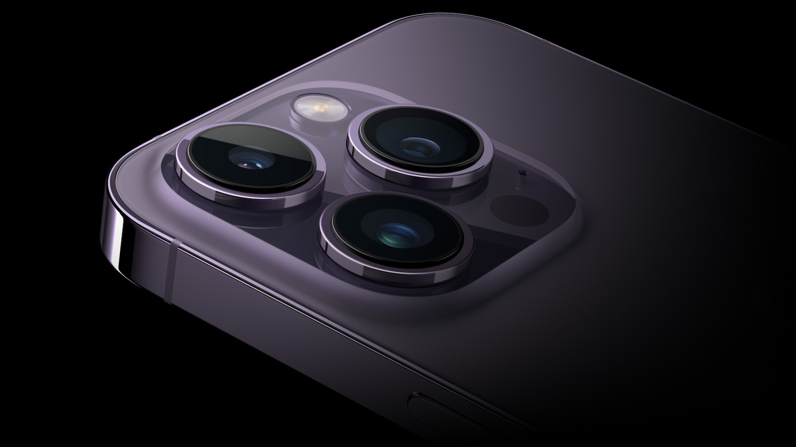 All iPhone 14 Models Feature New Rear-Facing Ambient Light Sensor
