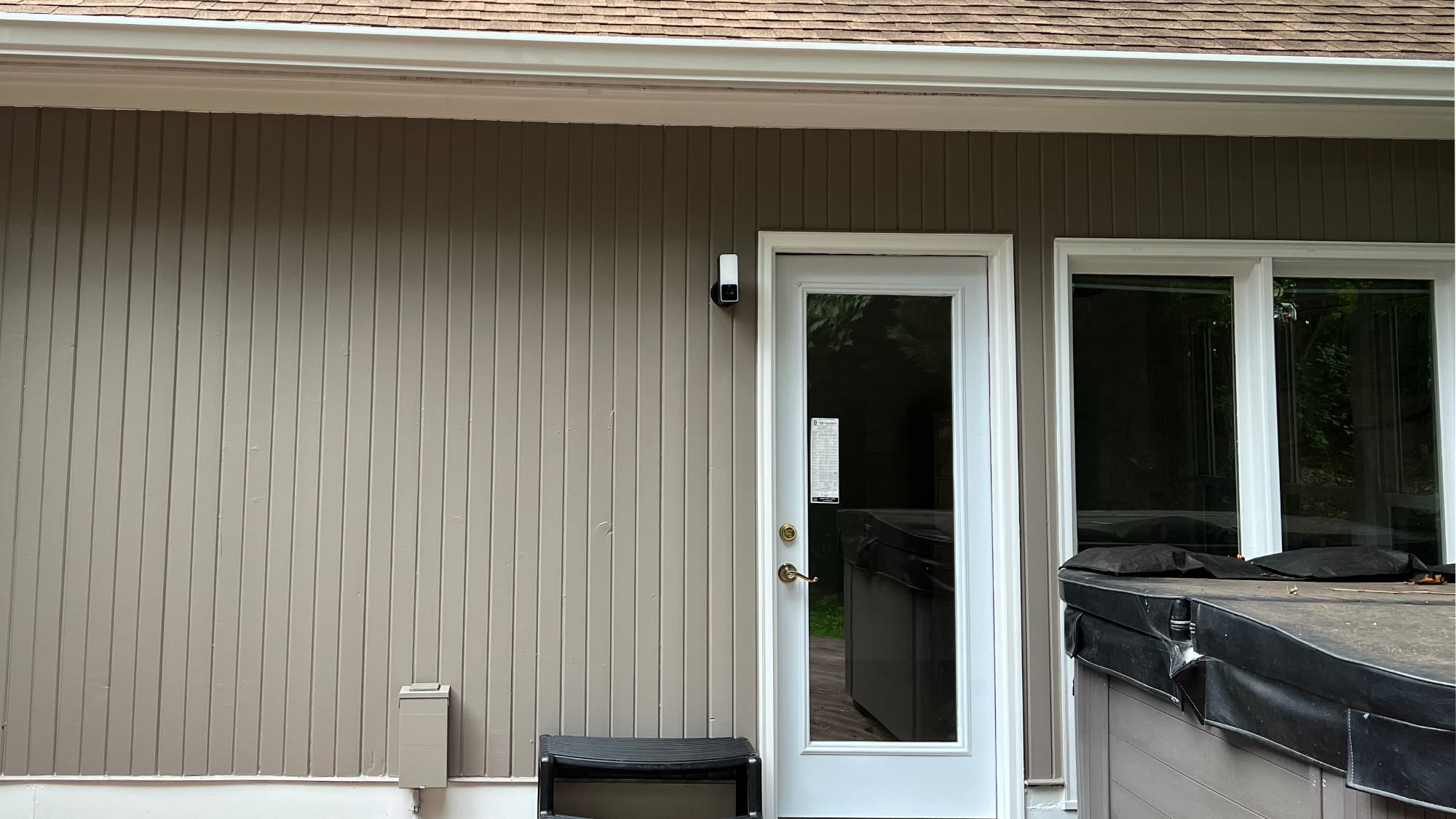 Review: Eve Outdoor Cam excels as a 2-in-1 HomeKit camera and floodlight