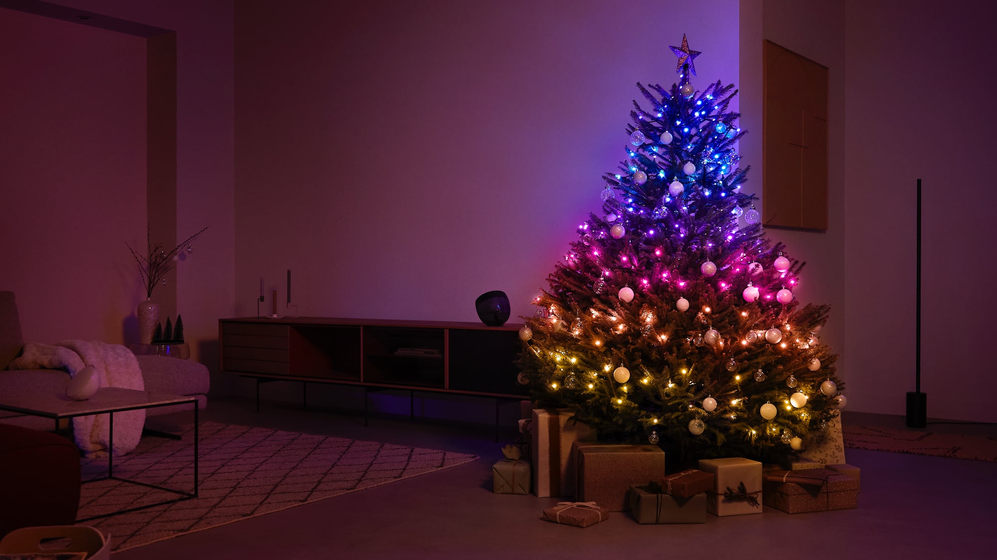 photo of Review: The Philips Hue Festavia Lights Are Expensive, But Perfect for Christmas Trees and Holiday Decorating image