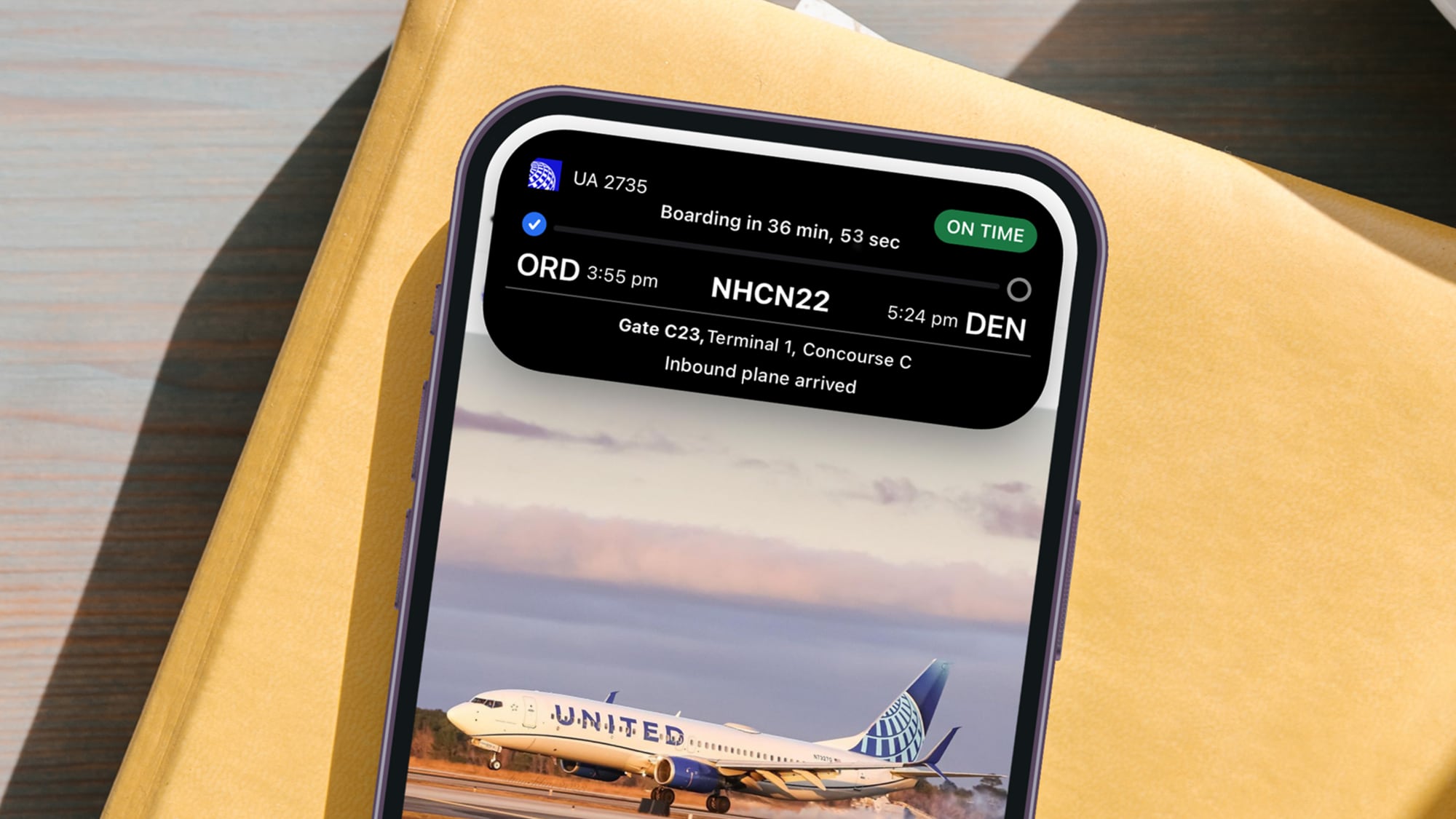 United Airlines Adds Live Activities and Dynamic Island Support for Flight Tracking