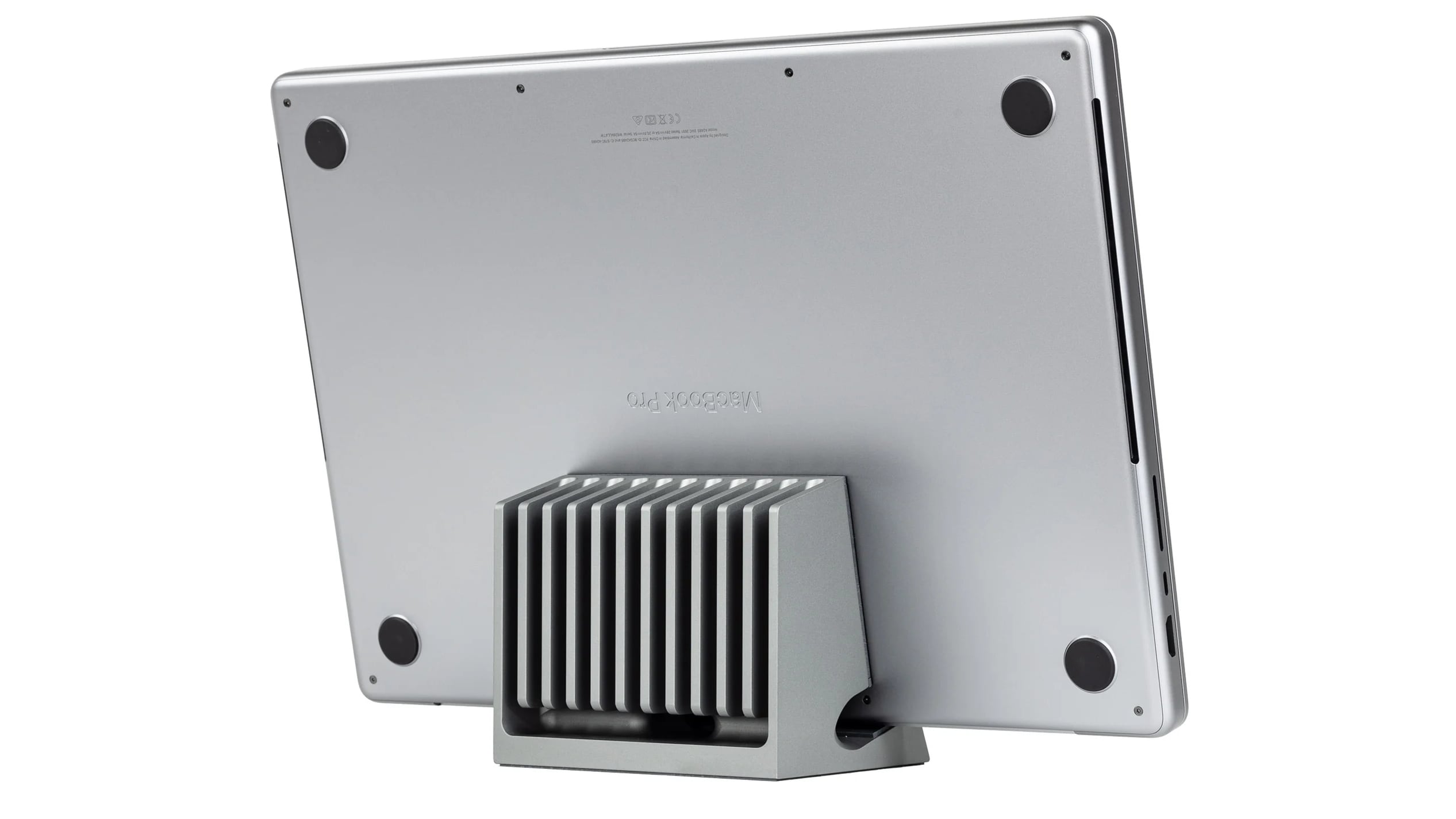 Svalt Debuts New Heatsink Cooling Docks for MacBook Pro