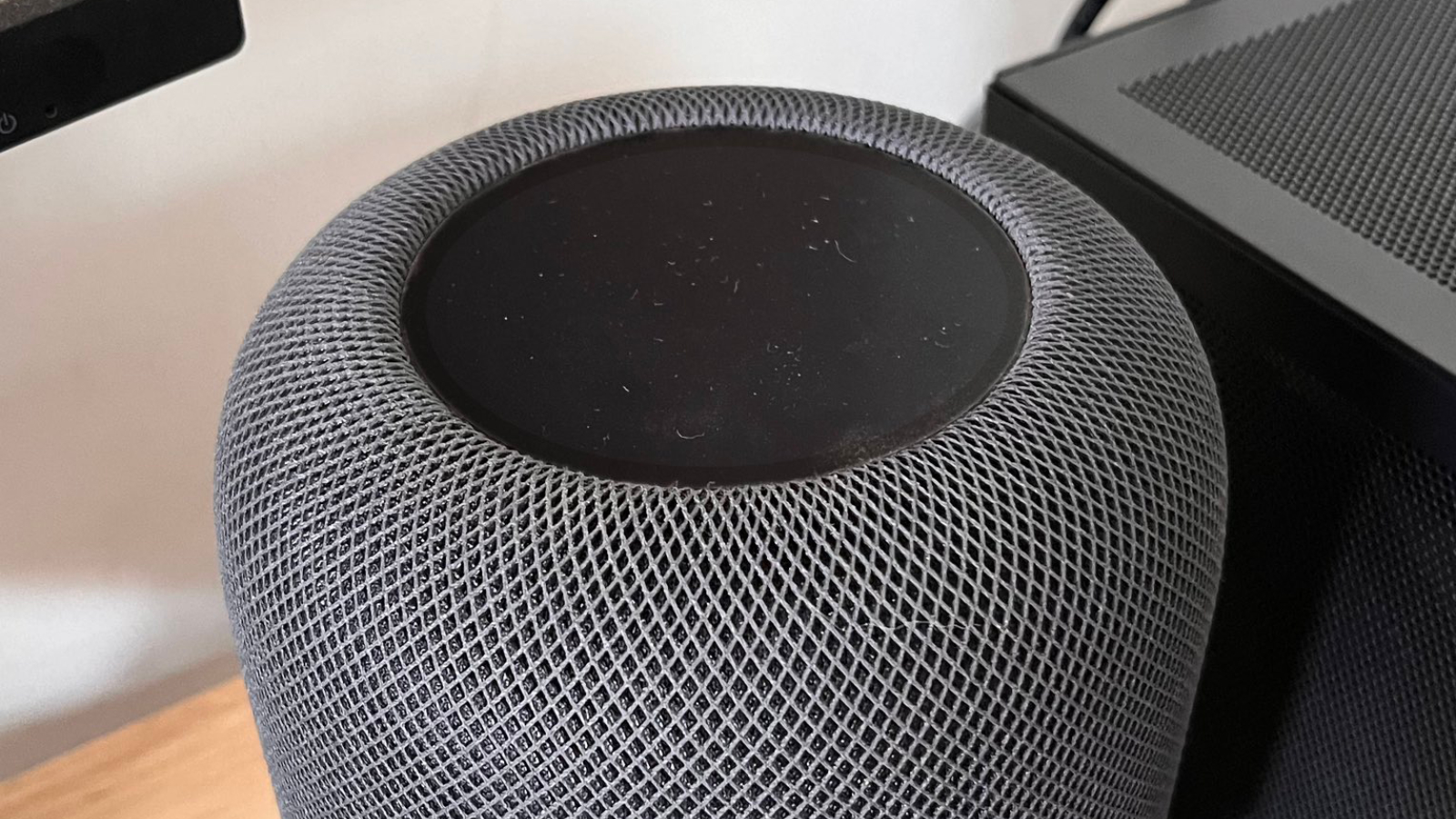 photo of Alleged HomePod Display Component Again Shown Off in Photo image