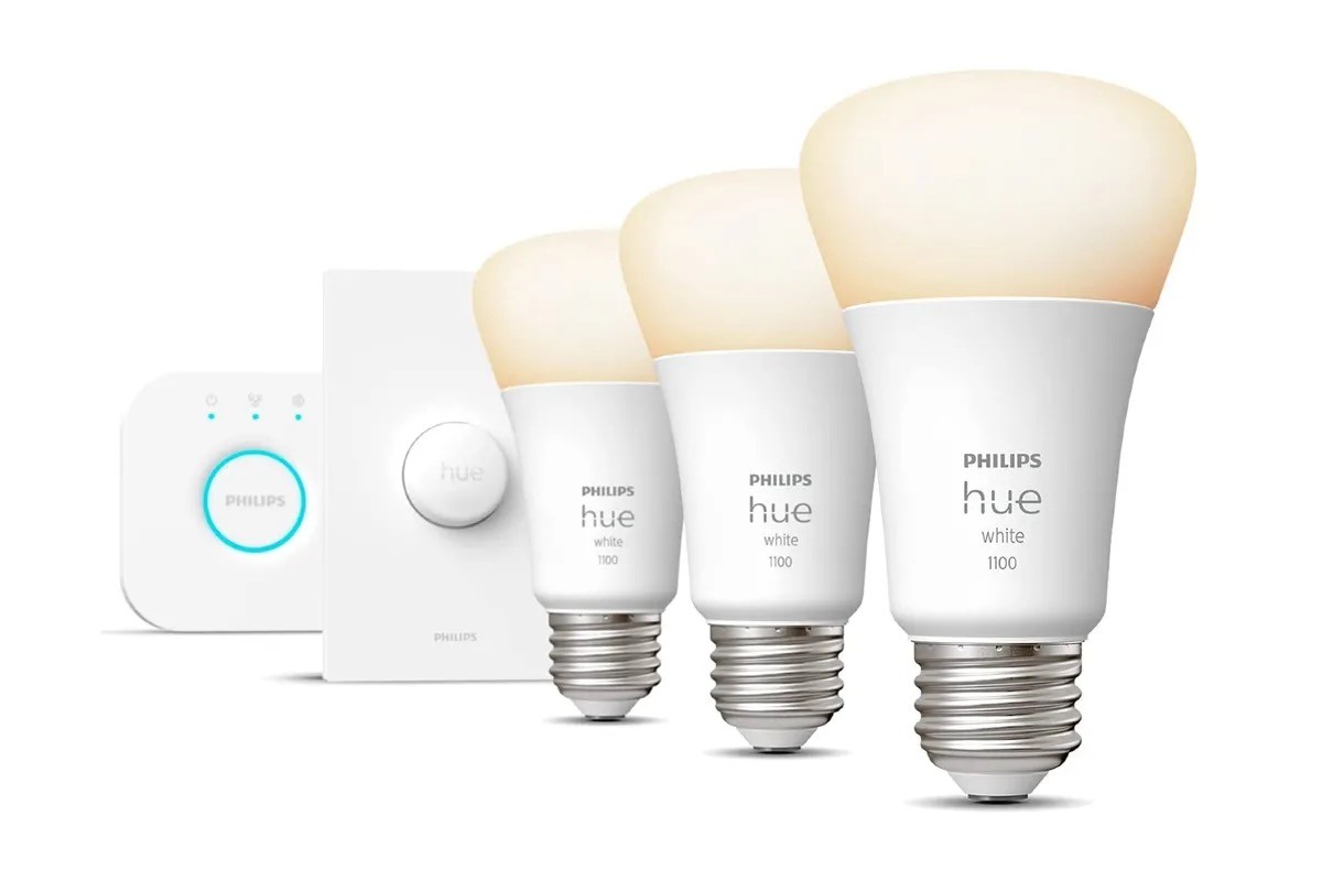 Philips Hue Bulbs Randomly Turning Up to Max Brightness, But a Fix Is Coming