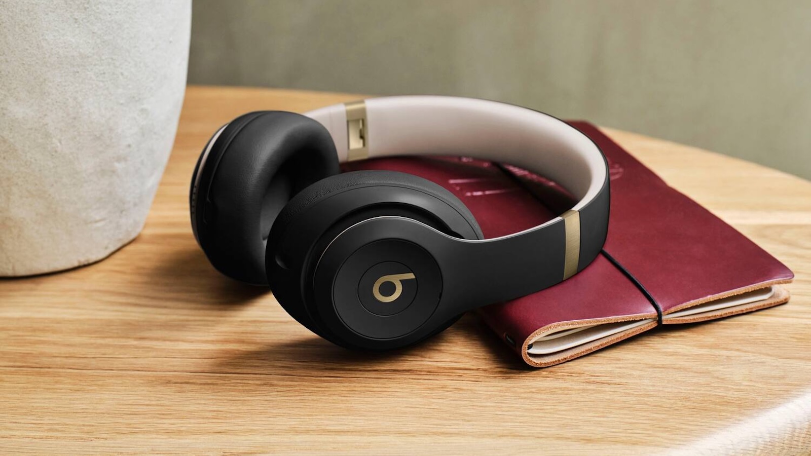 Best Buy Launches Exclusive Black & Gold Beats Studio Pro