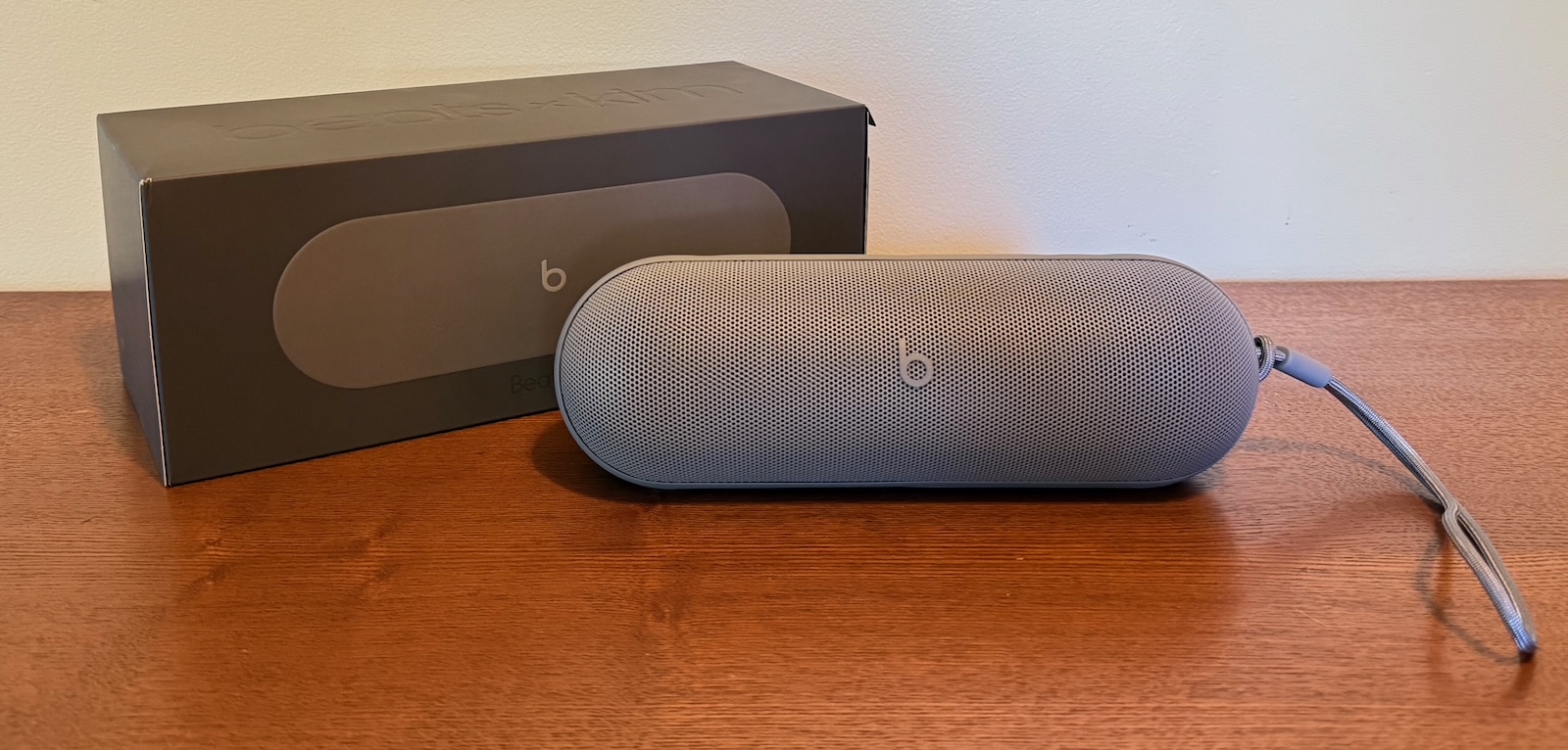 kim kardashian beats pill gray