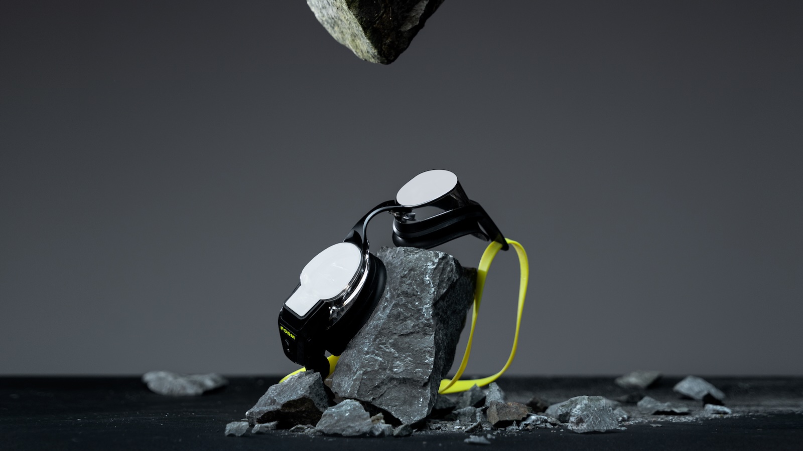 FORM Debuts Latest Smart Swim 2 PRO Goggles With Gorilla Glass 3