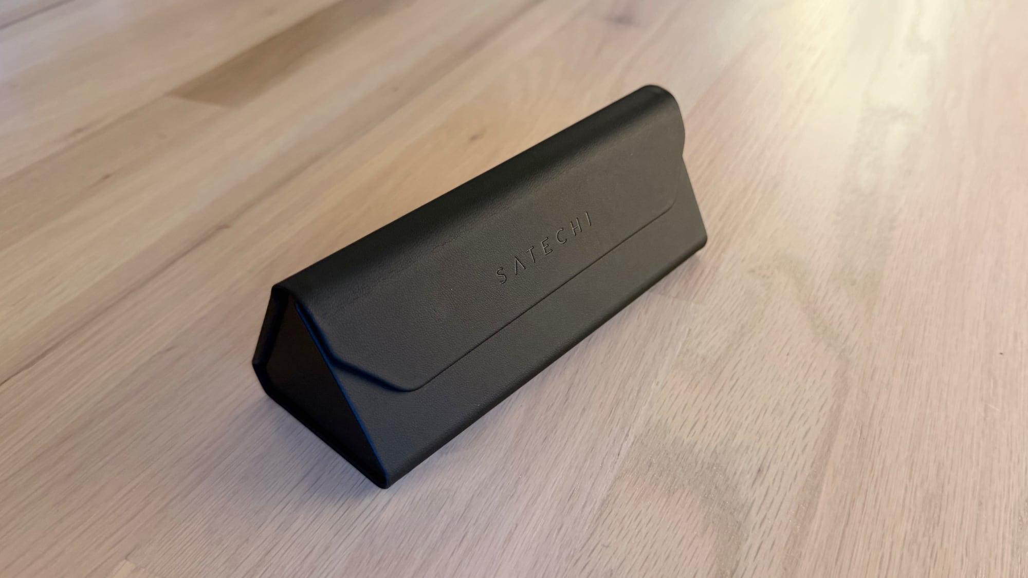 satechi findall glasses case 3