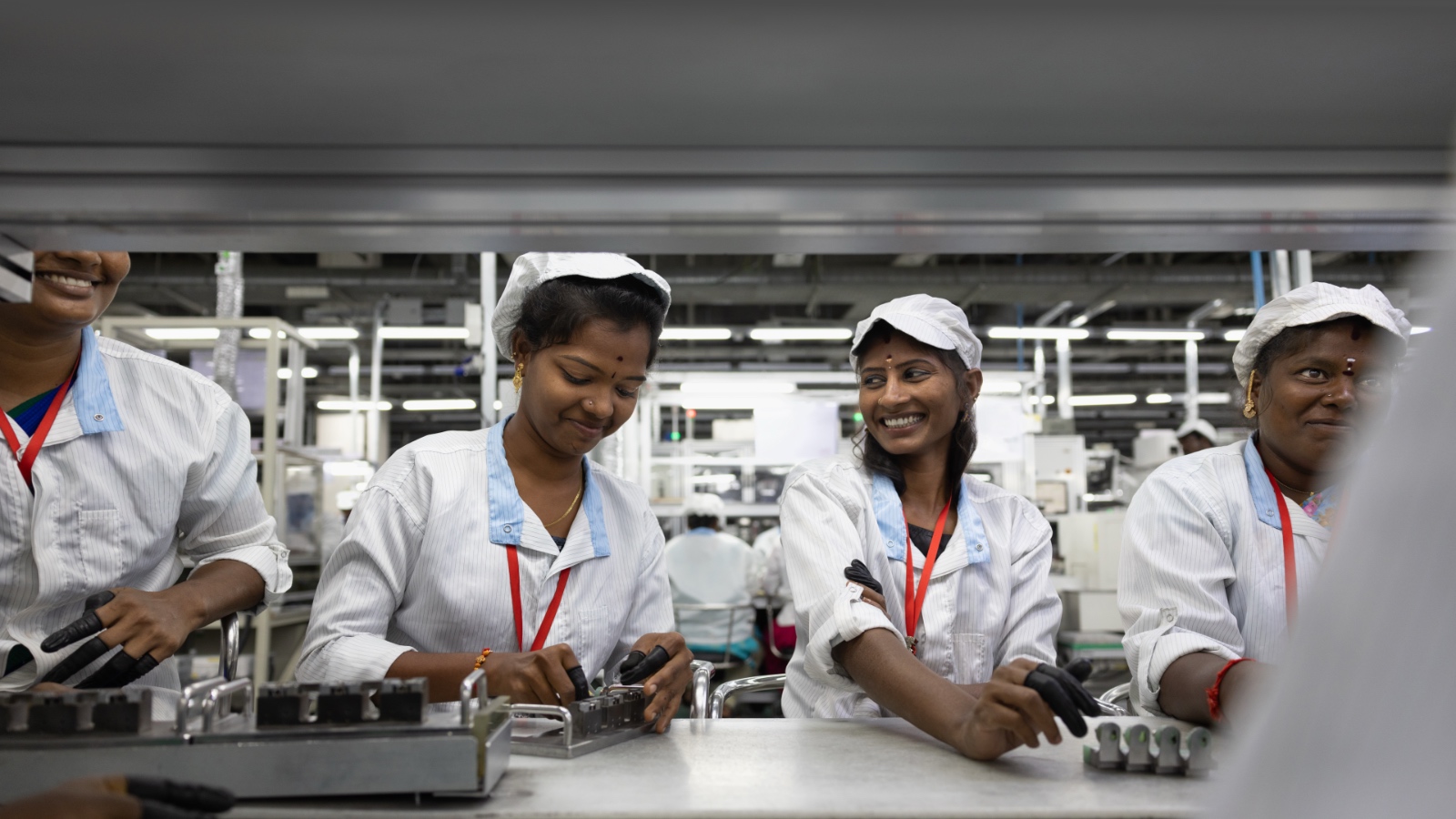 Apple Teaching Swift and Robotics Across Its India Supply Chain