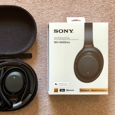 Sony's WH-1000XM5 has allegedly leaked, boasts longer battery life and  redesign