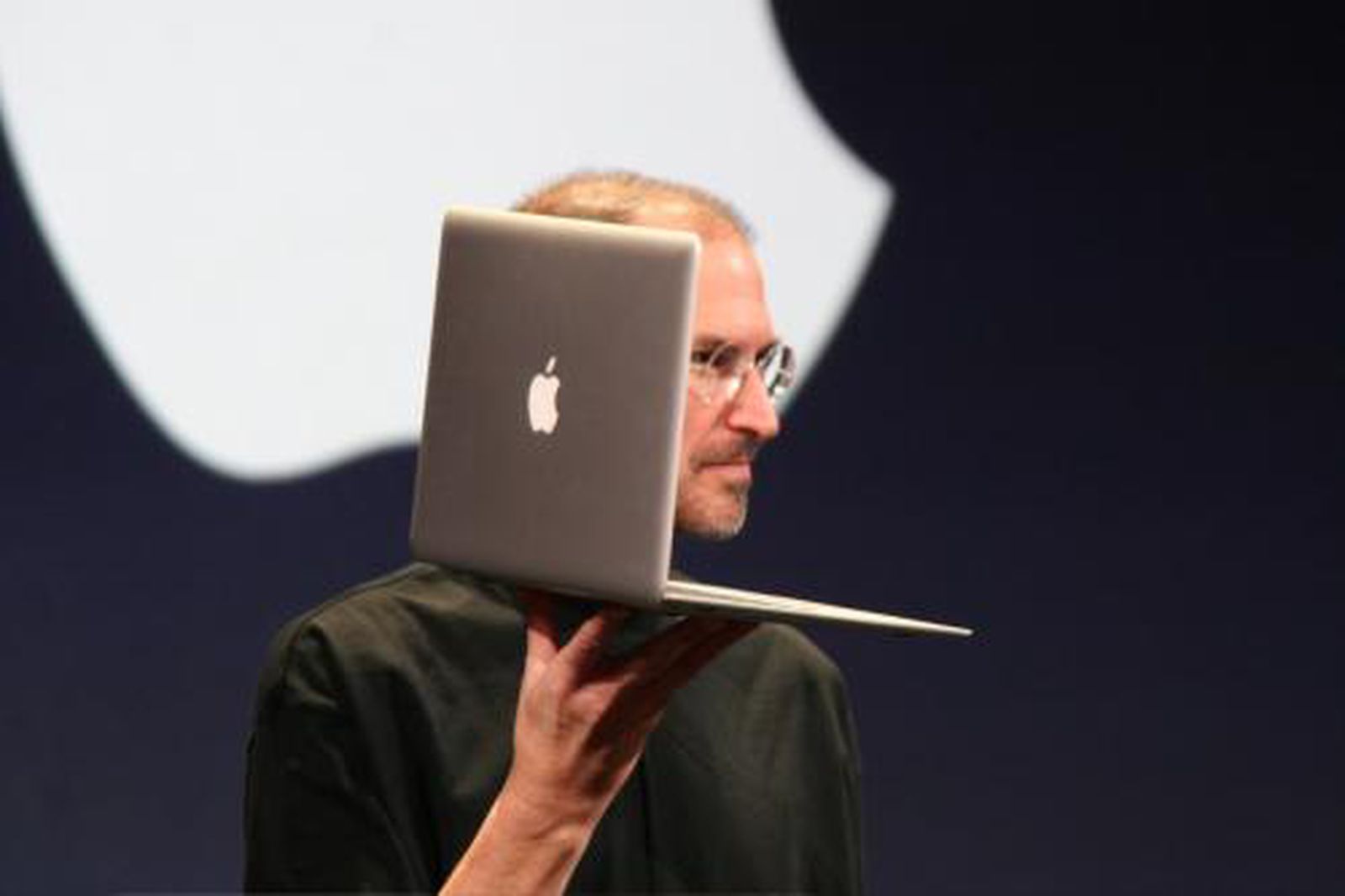 steve jobs macbook air presentation