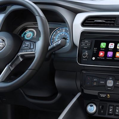 nissanleafcarplay