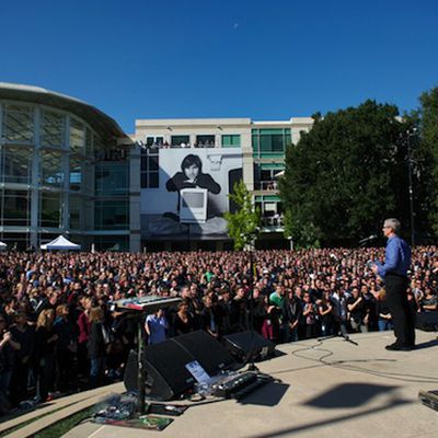 tim cook steve jobs celebration