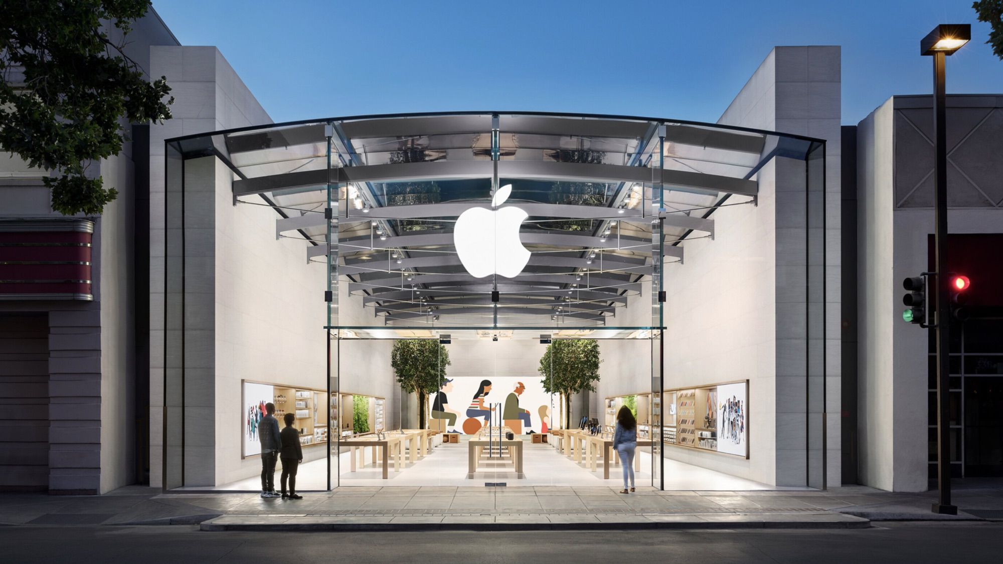 Apple Reinstating Employee Mask Mandate at Approximately 100 U.S. Retail Stores