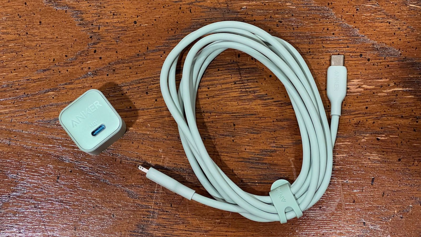 Anker Series 5 USB-C Cables And Nano 3 Charger 2023 REVIEW - MacSources