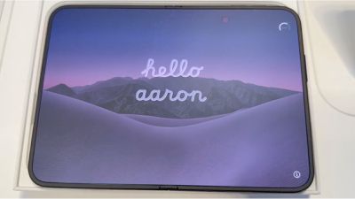 iPhone Duo лично говорит вам: «Привет»