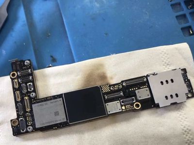 alleged iphone 12 logic board