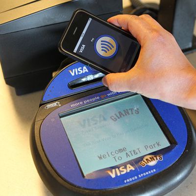 iphone visa mobile payment