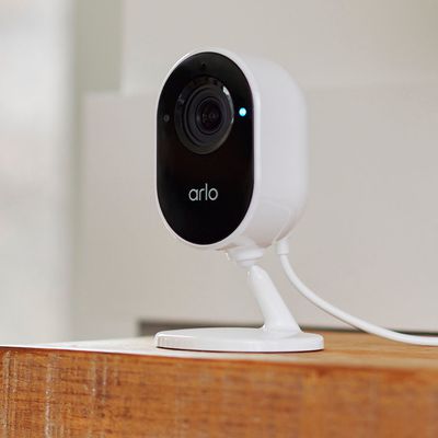 arlo indoor essential camera