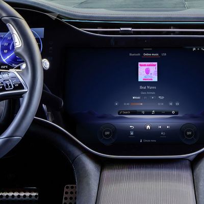 Apple Music Mercedes Benz Spatial Audio